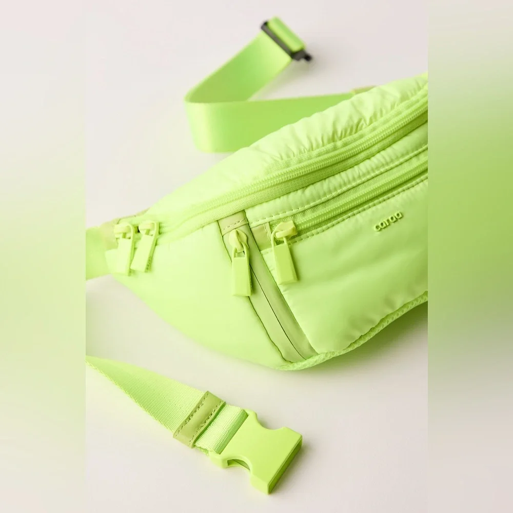 NWT Caraa Small Crossbody Sling Bag - Picture 4 of 5